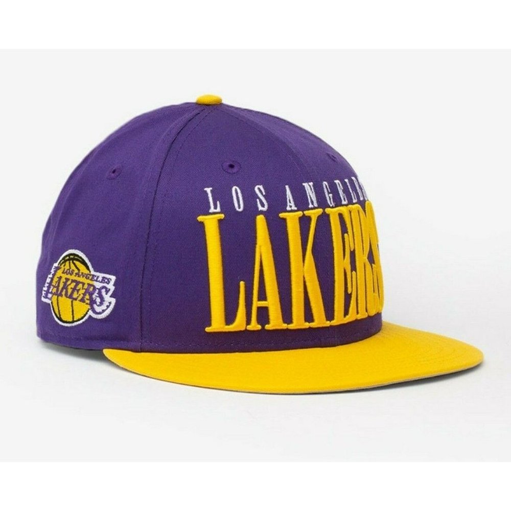 New Era Los Angeles Lakers Retro Spell Out Edition Snapback Hat Purple Gold - Picture 1 of 4